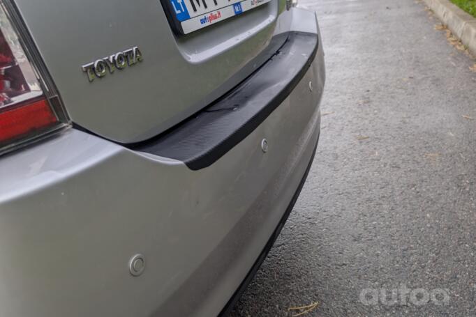 Toyota Prius 2 generation Hatchback