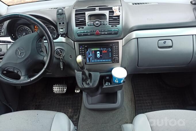 Mercedes-Benz Viano W639 Minivan
