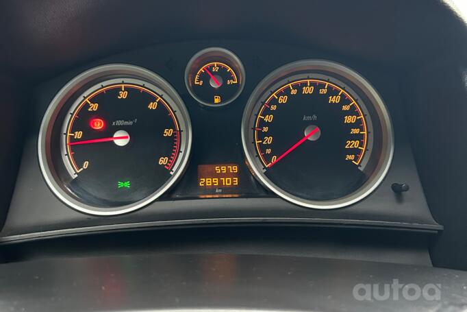 Opel Astra H Hatchback