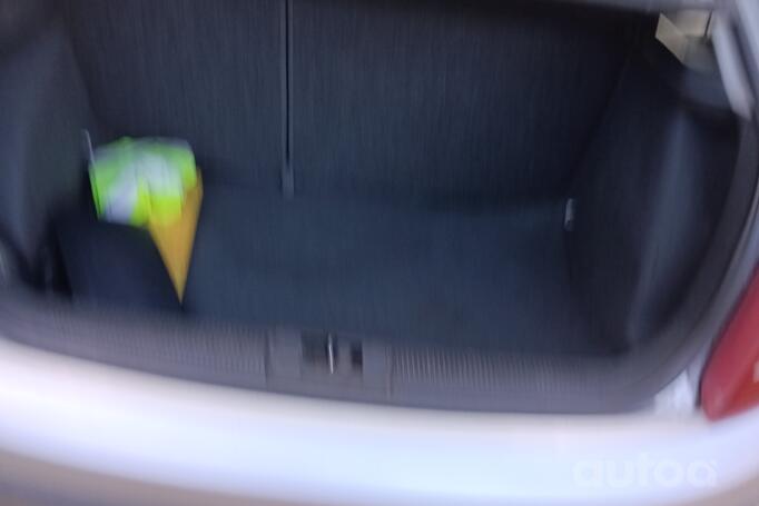 Skoda Fabia 6Y Hatchback 5-doors