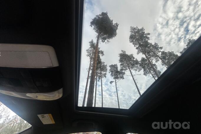 Mercedes-Benz C-Class W204/S204/C204 [restyling] Sedan 4-doors