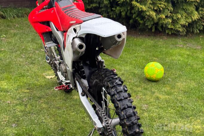 Honda CRF