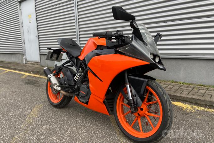 KTM RC