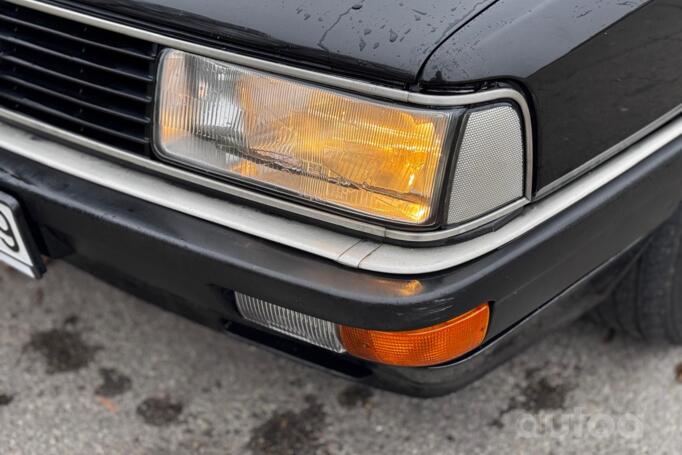 Audi 200 C3 [restyling]