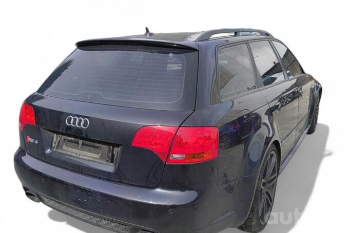 Audi RS 4 B7 Avant wagon 5-doors