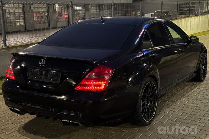 Mercedes-Benz S-Class W221 Sedan Long