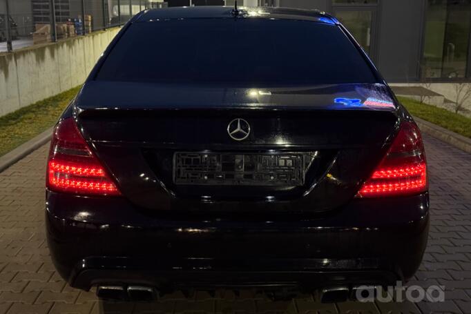 Mercedes-Benz S-Class W221 Sedan Long