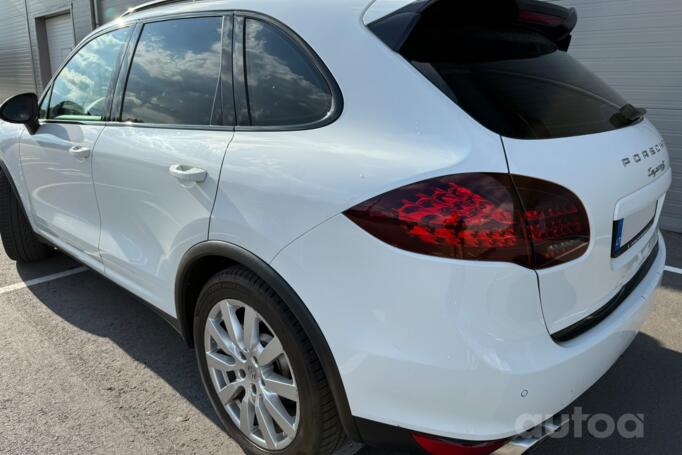 Porsche Cayenne 958 Crossover