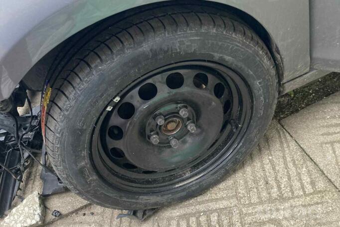 Volkswagen Golf 6 generation Hatchback 5-doors