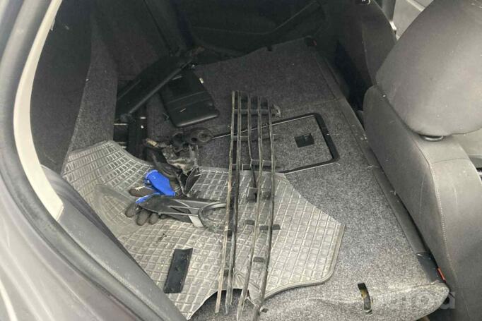 Volkswagen Golf 6 generation Hatchback 5-doors