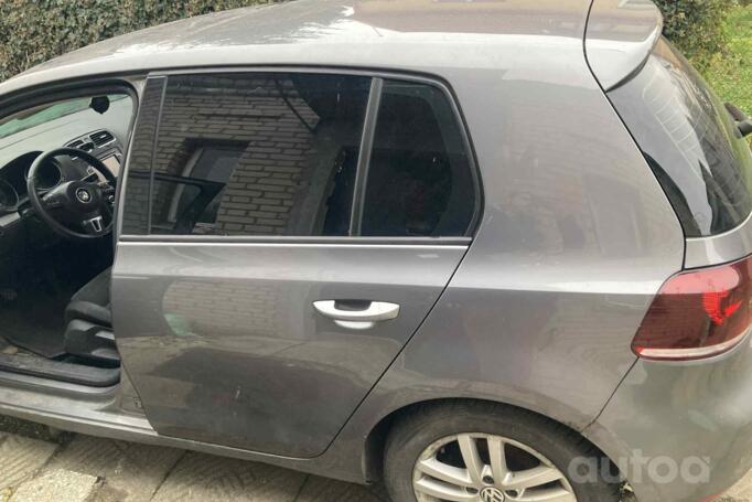 Volkswagen Golf 6 generation Hatchback 5-doors