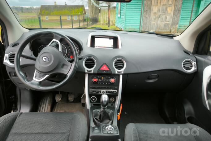 Renault Koleos 1 generation Crossover