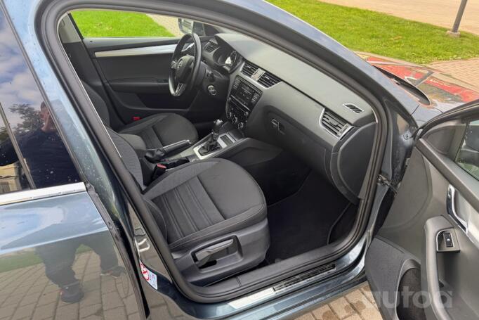 Skoda Octavia 3 generation [restyling] Combi wagon 5-doors