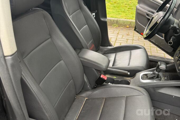 Volkswagen Jetta 5 generation Sedan 4-doors