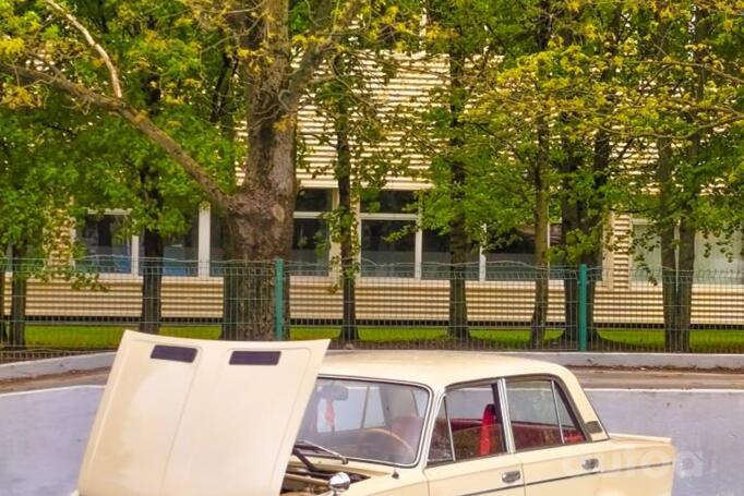 VAZ (Lada) 2103 1 generation Sedan 4-doors