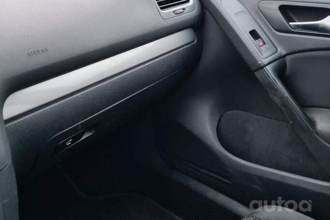 Volkswagen Golf 6 generation Hatchback 5-doors