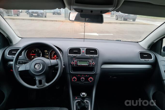 Volkswagen Golf 6 generation Hatchback 5-doors