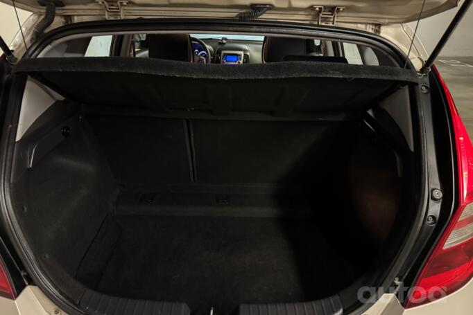 Hyundai i30 1 generation [restyling]