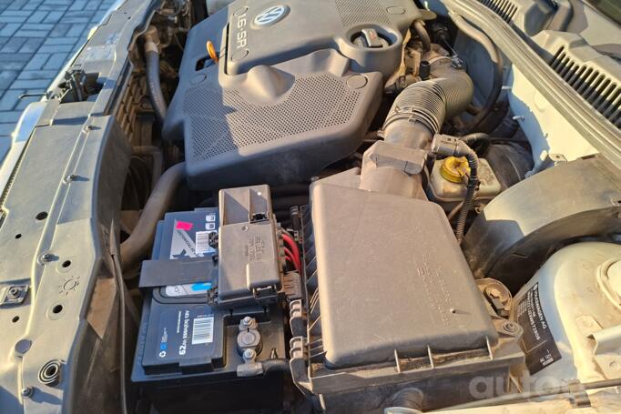 Volkswagen Golf 4 generation Hatchback 5-doors