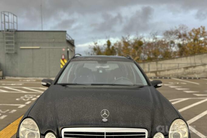 Mercedes-Benz E-Class W211/S211 wagon 5-doors