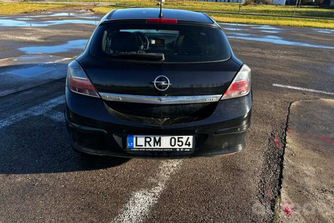 Opel Astra H [restyling]
