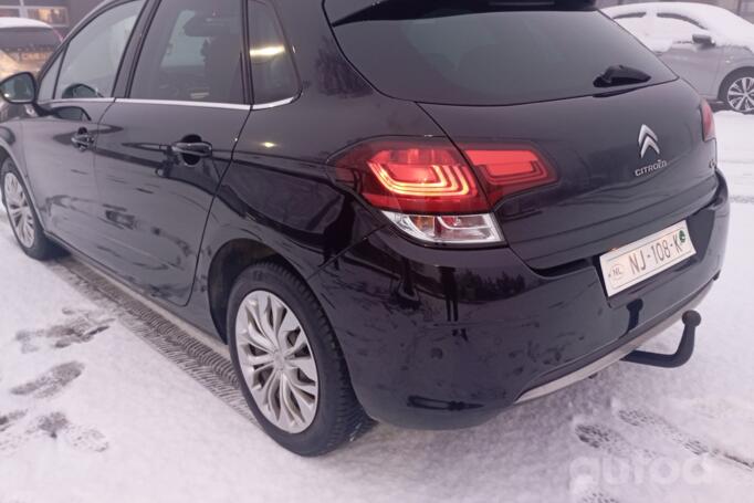 Citroen C4 2 generation Hatchback