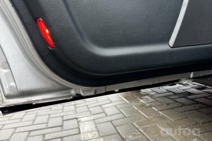 Audi A4 B6 Avant wagon 5-doors