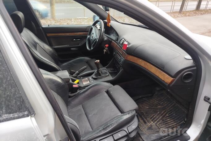 BMW 5 Series E39 Touring wagon