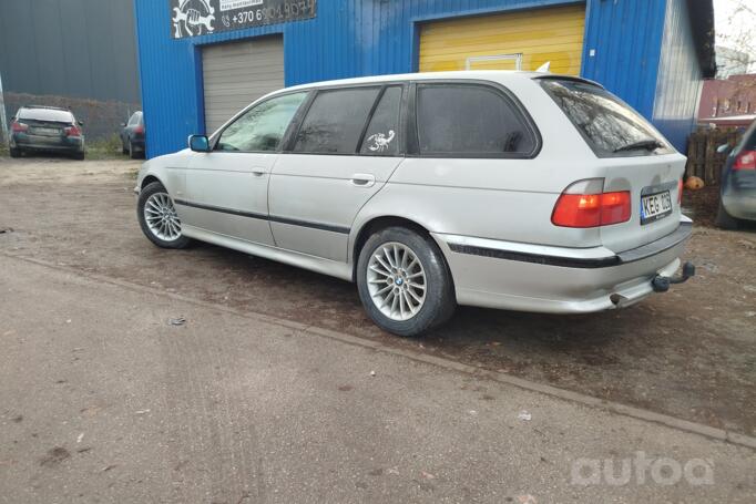 BMW 5 Series E39 Touring wagon