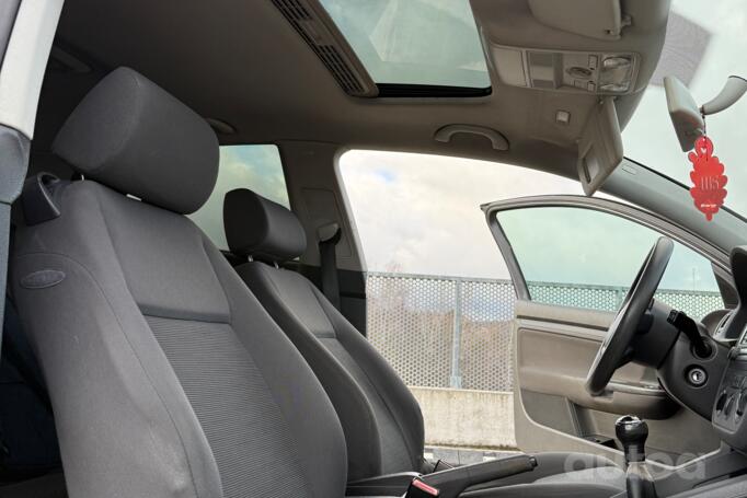 Volkswagen Golf 5 generation Hatchback 3-doors