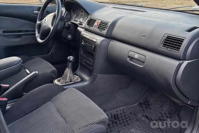 Skoda Octavia 1 generation [restyling] Combi wagon 5-doors