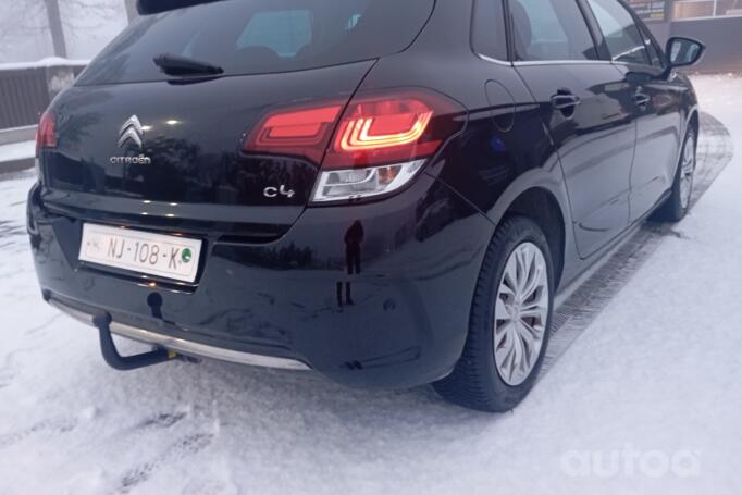 Citroen C4 2 generation Hatchback