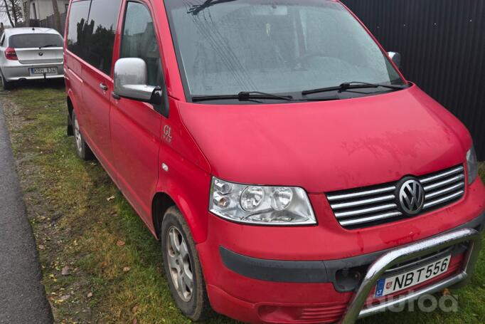 Volkswagen Transporter T5 Minivan 4-doors