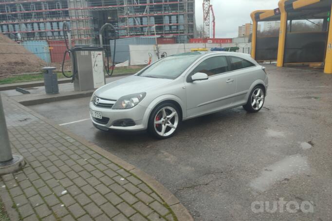 Opel Astra H Hatchback