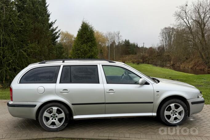 Skoda Octavia 1 generation [restyling] Combi wagon 5-doors