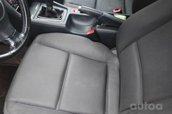 Audi A4 B6 Avant wagon 5-doors