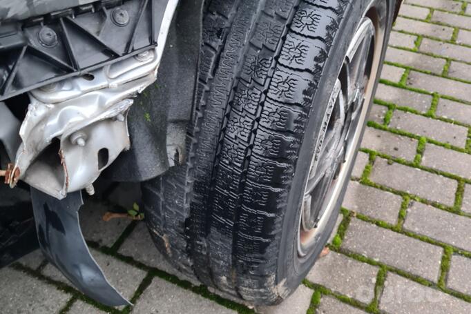 Skoda Octavia 2 generation Combi wagon 5-doors