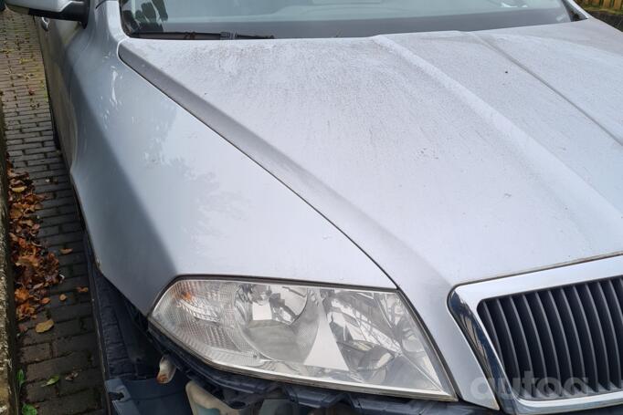 Skoda Octavia 2 generation Combi wagon 5-doors