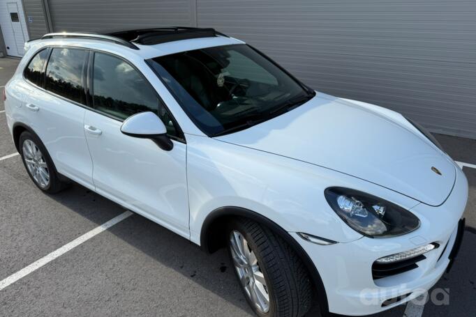 Porsche Cayenne 958 Crossover