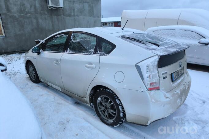 Toyota Prius 3 generation Hatchback 5-doors