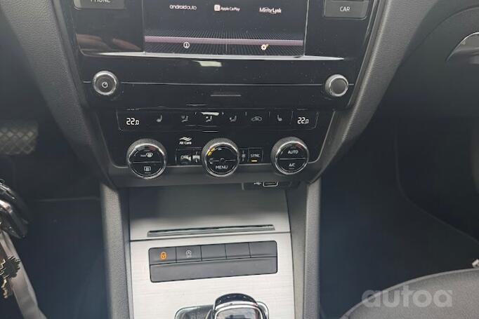 Skoda Octavia 3 generation [restyling] Combi wagon 5-doors
