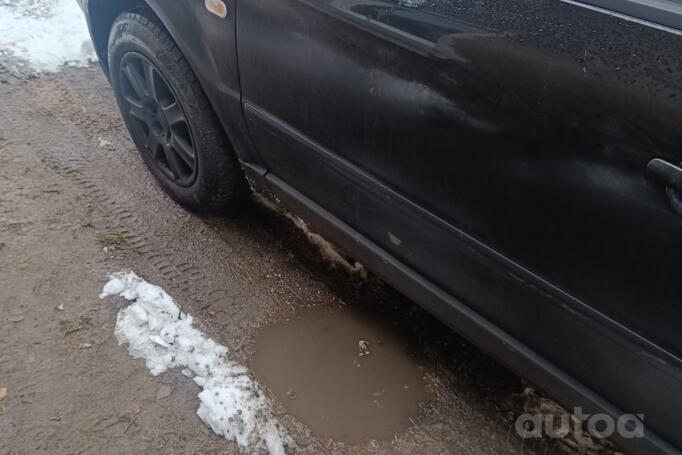 Volkswagen Passat B5 Sedan 4-doors