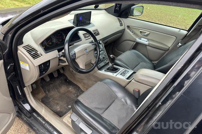 Volvo XC90 1 generation Crossover