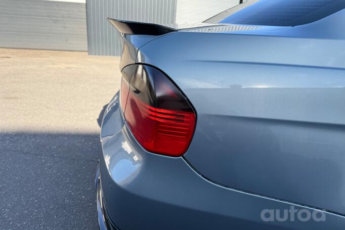 BMW 3 Series E90/E91/E92/E93 [restyling] Sedan