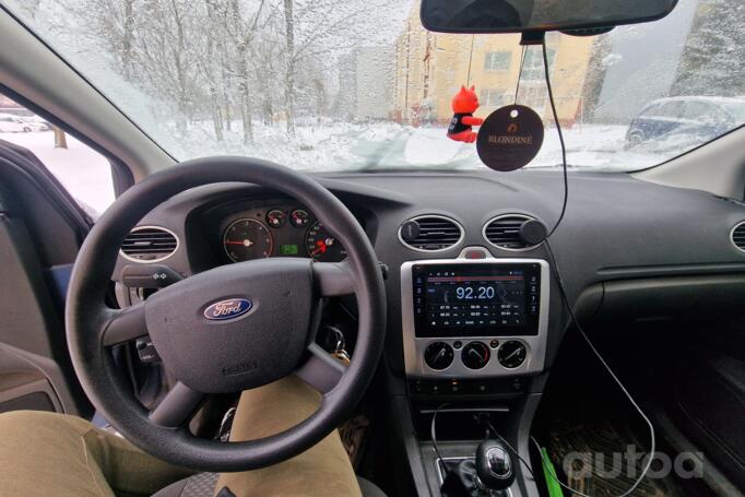 Ford Focus 2 generation Hatchback 5-doors