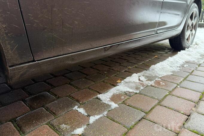 Volkswagen Golf 5 generation Hatchback 5-doors