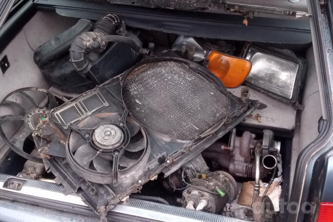 Audi 100 4A/C4 Avant wagon