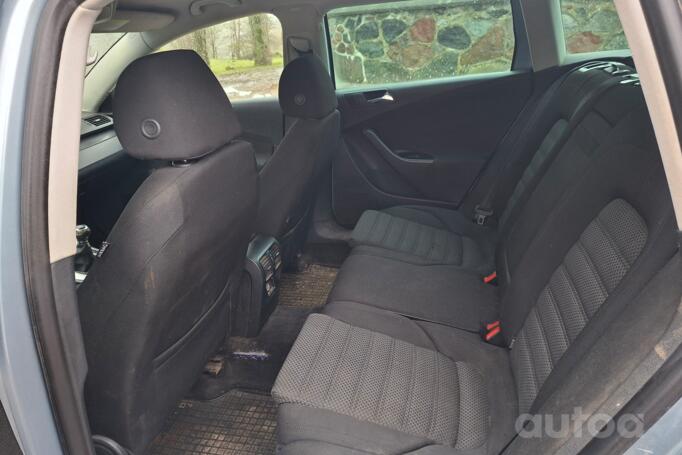 Volkswagen Passat B6 wagon 5-doors