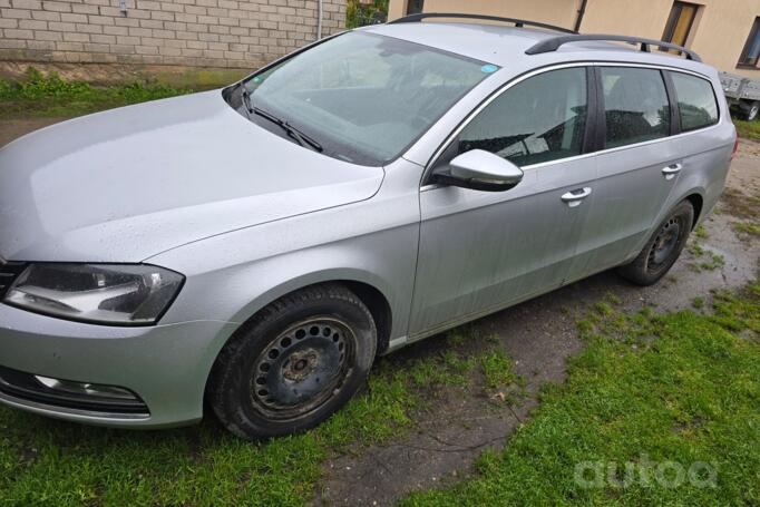 Volkswagen Passat B7 Variant wagon 5-doors