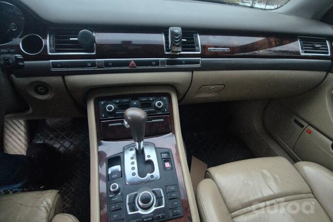 Audi A8 D3/4E [restyling] Sedan 4-doors